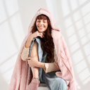 COZY HOODED THROW BLUSH